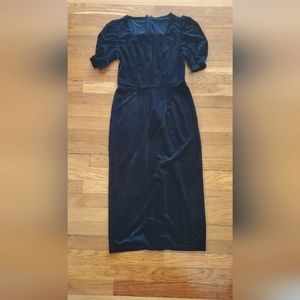 Midi velvet bodycon dress